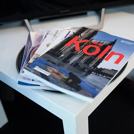 Gartenzimmer In Atelierwohnung Quarto em Acomodações Particulares *