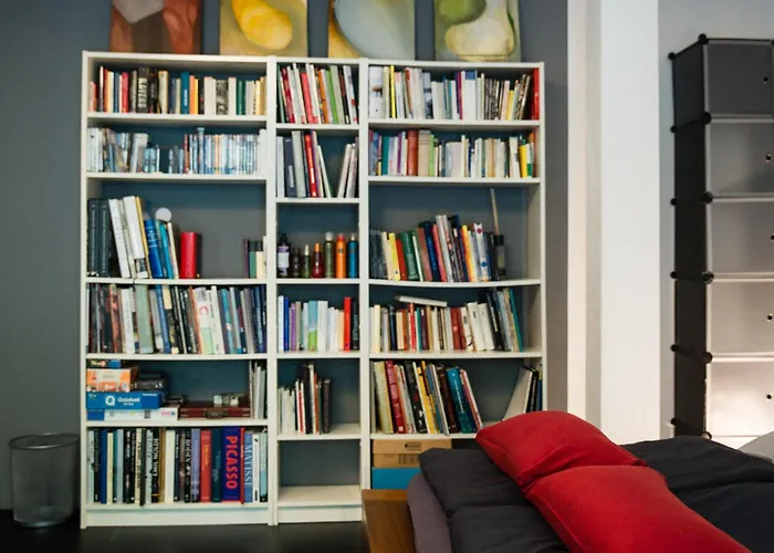 홈스테이 Gartenzimmer In Atelierwohnung *