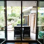 Gartenzimmer In Atelierwohnung * Cologne