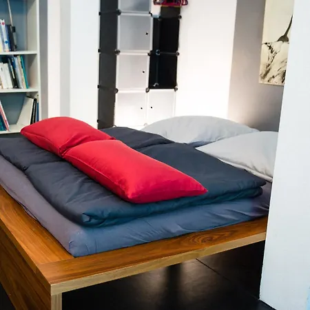 Rum i privatbostad Gartenzimmer In Atelierwohnung *